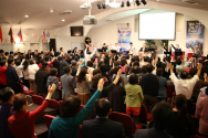 인터내셔널갈보리교회가 10월 18일부터 20일까지 박흥수 목사를 초청해 창립 16주년 기념 부흥회를 열었다. 