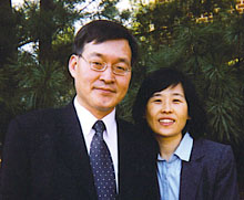 오광복 소장(좌)과 이은경 상담실장.