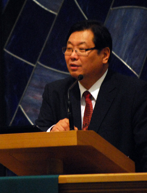 강사로 나선 이종명 목사