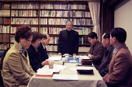 뉴욕기독실업인회 기도회에서 말씀을 전하고 있는 장철우 목사