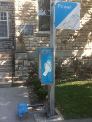 기도 부스의 모습. ⓒTwitter/Justin Boulet.