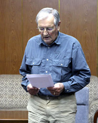 지난달 30일 사죄문을 낭독하는 레릴 뉴먼 씨