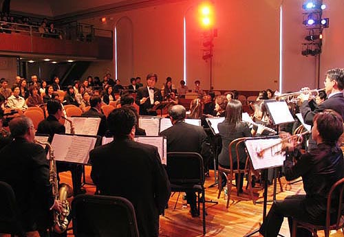 작년에 열린 뉴욕 미션 합창단 미션 오케스트라 Concert 2006 