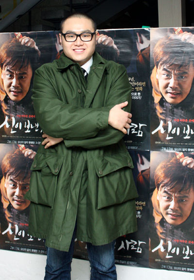 김진무 감독은 건장한 체구 만큼이나 탄탄한 신앙으로 ‘신이 보낸 사람’을 연출했다. ⓒ신태진 기자