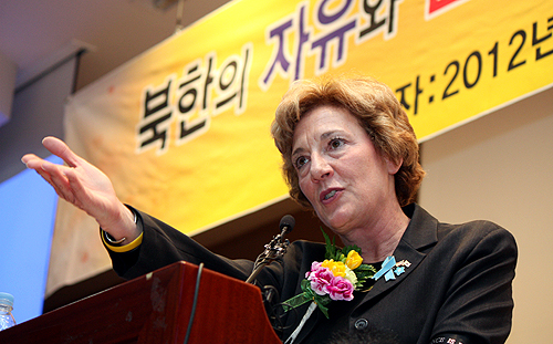 수잔 숄티 대표가 한국을 방문해 강연하던 모습. ⓒ크리스천투데이 DB