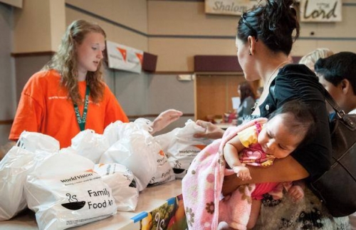 미국 월드비전의 활동 모습. 월드비전은 세계에서 가장 큰 국제 기독교 구호단체 중 하나다. ⓒWorld Vision USA.
