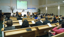 씨존 발행 기독뉴스 창간 5주년 기념 및 종이신문 발행 감사예배가 21일 만나교회에서 열렸다.