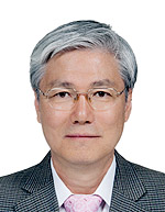 이강용 목사.