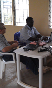 위클리프선교회는 “보코하람의 테러에도 불구하고, 나이지리아 성경 번역 사역은 더욱 집중적으로 이뤄지고 있다”고 전했다.