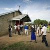 교회로 향하는 수단 교인들의 모습. ⓒwww.samaritanspurse.org