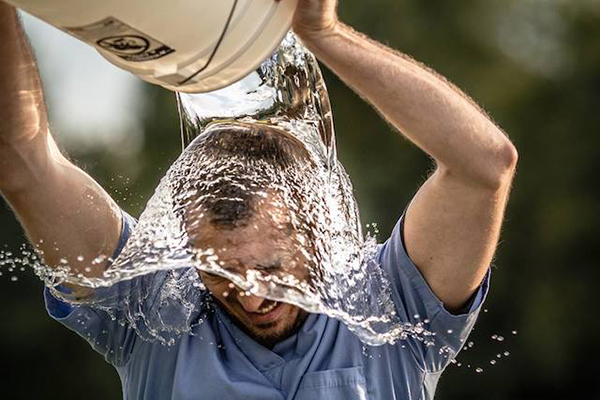 아이스 버킷 챌린지