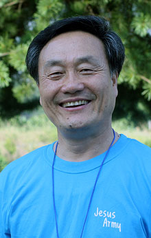 최광 목사(열방빛선교회 대표, 황금종교회 담임).