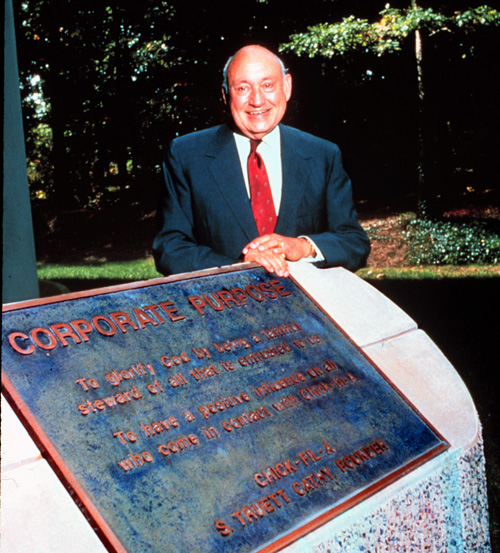 칙필레 창립자 트루엣 캐시