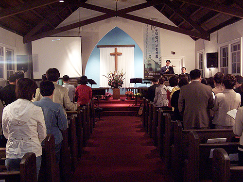 뉴욕그레이스장로교회 성전구입 감사 부흥회 첫날 집회가 1일 열렸다.