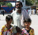 2010년 노린의 남편과 두 아이들의 사진  ©오픈도어선교회