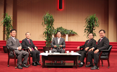 ▲CTS 아메리카와 미주 기독일보가 주최한 다민족기도회 특별 좌담회에 참석한 교계 지도자들. ⓒLA=김준형 기자