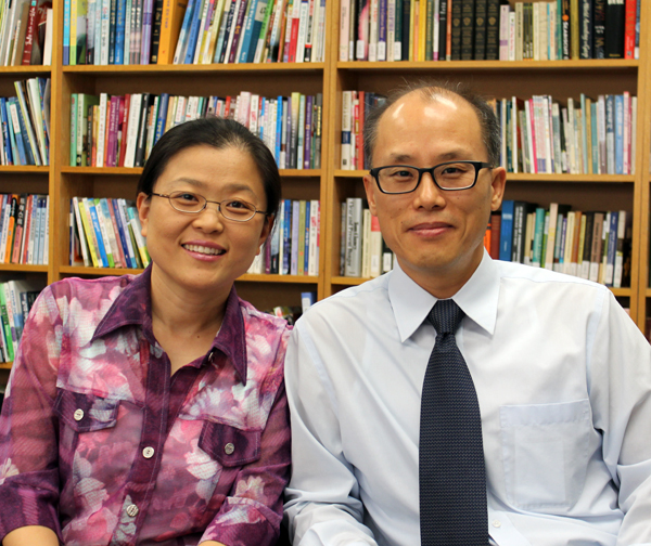 수퍼바이저 신한나 사모와 교장 신현호 목사