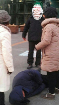 김모 씨가 임요한 목사에게 폭행을 가한 당시 모습. ⓒ교회언론회 제공