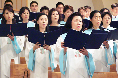 신광교회 호산나찬양대의 특별찬양.