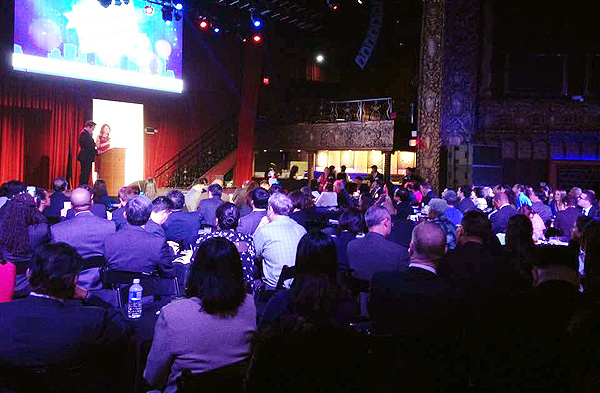 KCCD가 마련한 감사의 밤 행사에 약 100여 명의 지도자들이 참석해 비전을 나누었다.