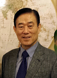 장재형 목사. 회장을 맡고 있는 홀리바이블소사이어티가 최근 아랍어 서비스를 추가하면서 성경 보급 지역을 더욱 확장하고 있다.