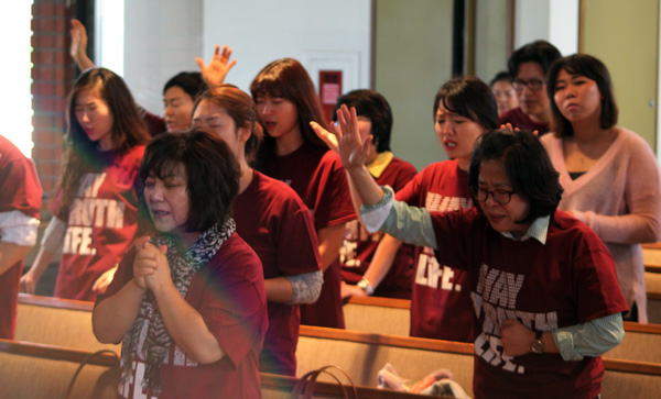 한인을 중심으로 8개 신학대, 5개 단체가 연합해 매달 중보기도하고 있다.