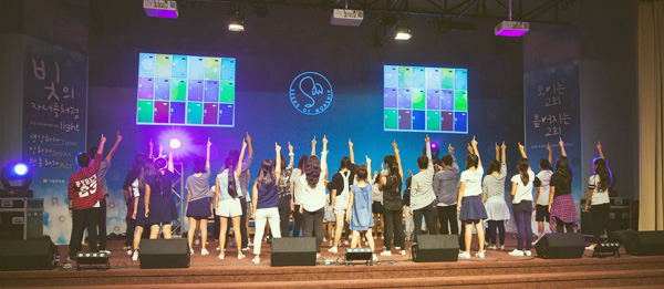 SOW의 정기공연이 나침반교회에서 열렸다. 