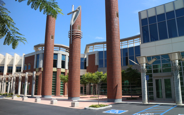 선한목자교회가 10월 4일부터 치노힐스로 이전해 예배 드린다. 