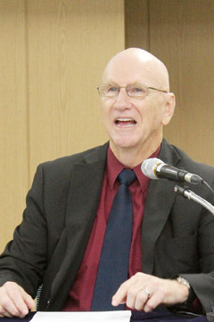 강의하고 있는 로렌스 우드 교수. ⓒ이대웅 기자