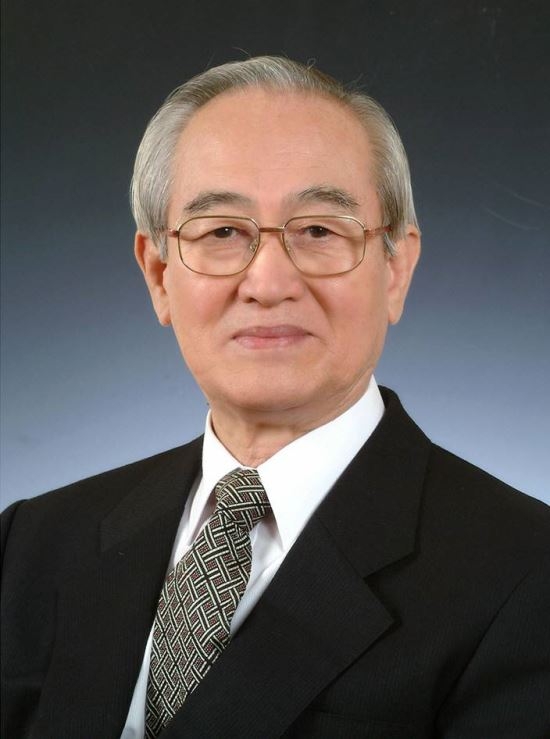 故 신복윤 박사(합신대 명예총장).