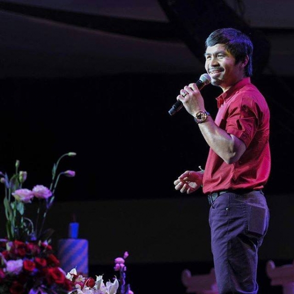 복음을 증거하고 있는 매니 파퀴아오. ©페이스북