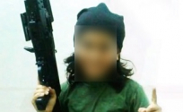 
ISIS
▲10세 소녀인 아부 오바댜 알 아바시. &#039;벵가지의 컵스&#039;로 불리던 그녀는 결국 전사했다. ⓒ영상 캡쳐
