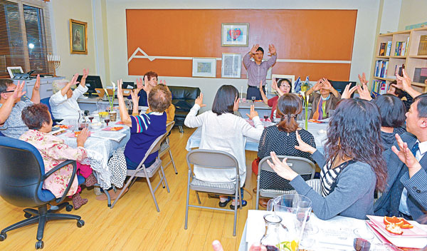 키비 어메리카에서 열린 유월절 만찬 행사