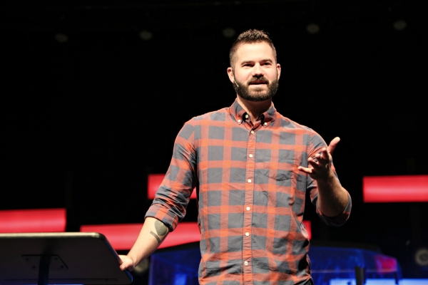 아론 로이(Aaron loy) 목사 ©aarongloy.com