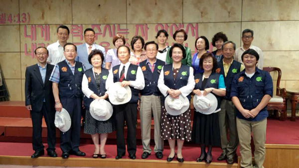미동부국제기아대책기구가 7월27일 순복음연합교회에서 7월 월례회 및 콜롬비아 단기선교단 파송예배를 드렸다.