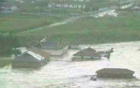 현지에서 보내온 홍수 피해지역 모습.