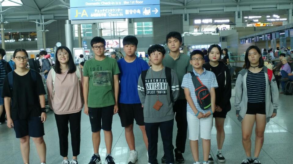 고어헤드선교회(회장 이상조 목사)가 12일부터 26일까지 2주간 일정으로 제16회 미주 지도자 대회를 진행한다. 대회에 참가하는 9명의 학생들이 뉴욕을 통해 입국했다.