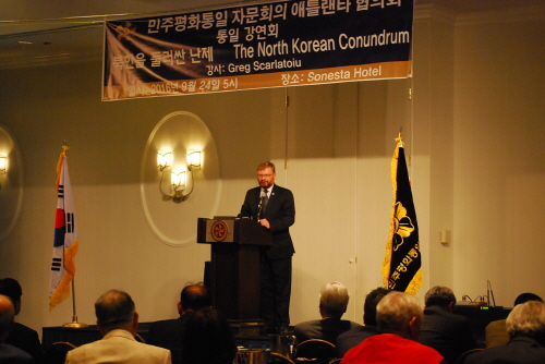  '미국 북한인권위원회(HRNK) 그렉 스칼라튜(Greg Scarlatoiu) 사무총장 초청 통일강연회'